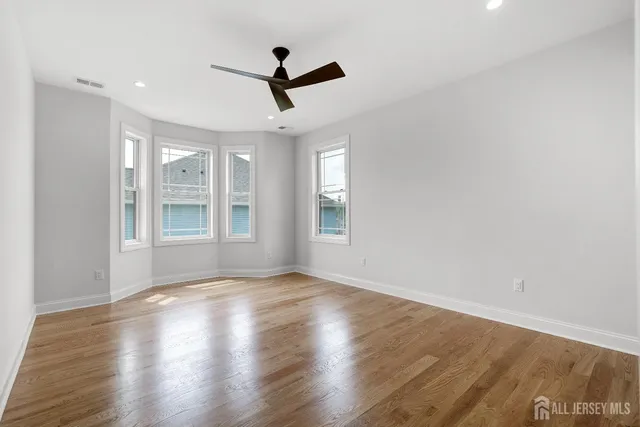 $1,950,000 | 9 Links Drive, Edison, NJ 08820