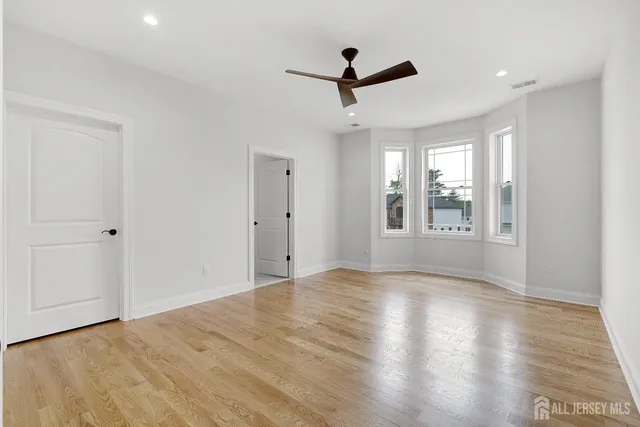 $1,950,000 | 9 Links Drive, Edison, NJ 08820