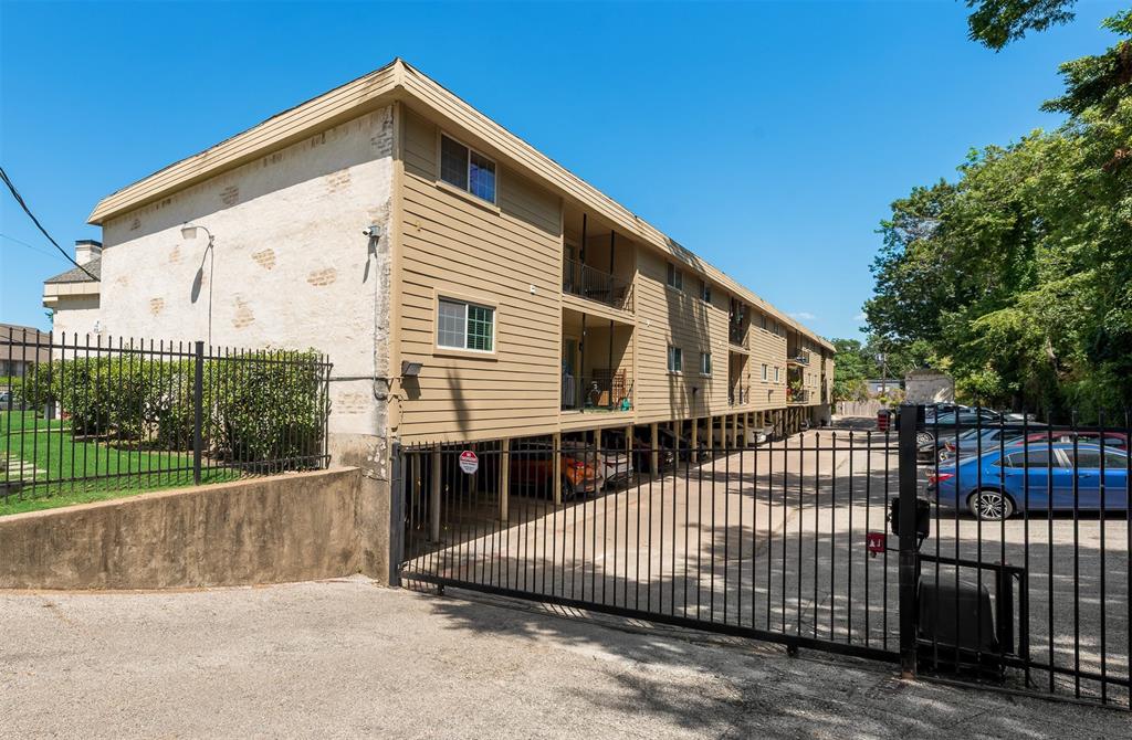 5109 Cedar Springs Road, Unit 115 Dallas, TX 75235 - Photo 16 of 16 Gate, garage and open parking options