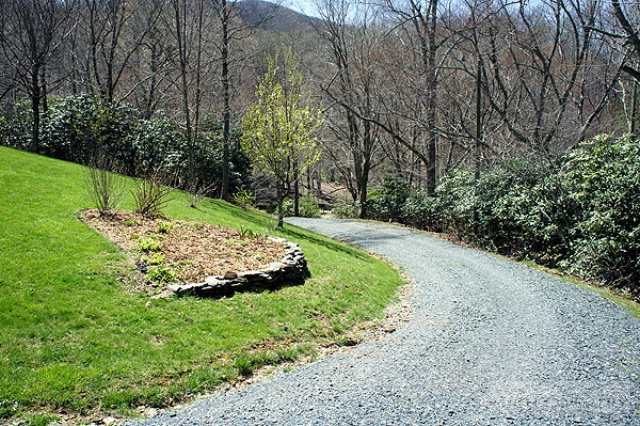 211 Country Lane Boone, NC 28607 - Photo 10 of 18 Gallery Image 10