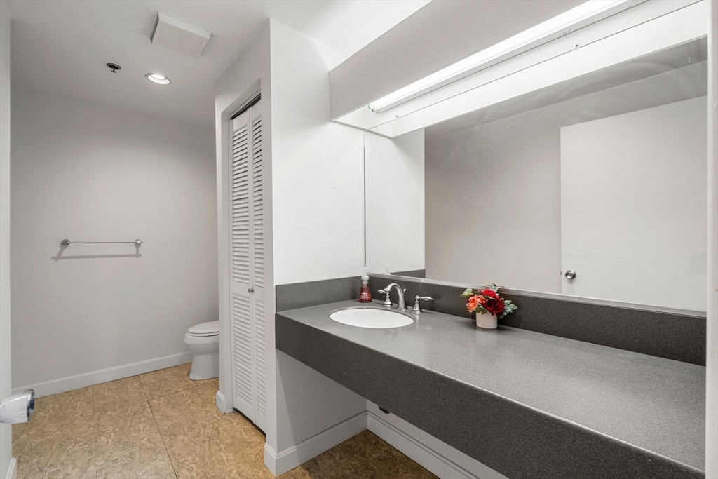 259 A Street, Unit 21 Boston, MA 02210 - Photo 12 of 18