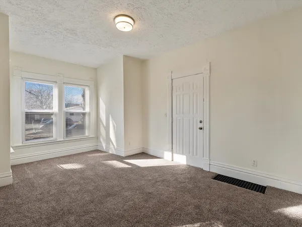 $149,900 | 2413 11th Avenue, Moline, IL 61265