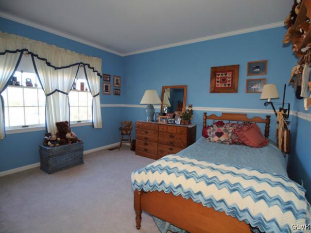 4125 Ross Road Bethlehem, PA 18020 - Photo 22 of 34 Gallery Image 22