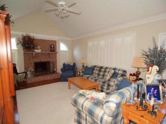 4125 Ross Road Bethlehem, PA 18020 - Photo 7 of 34 Gallery Image 7