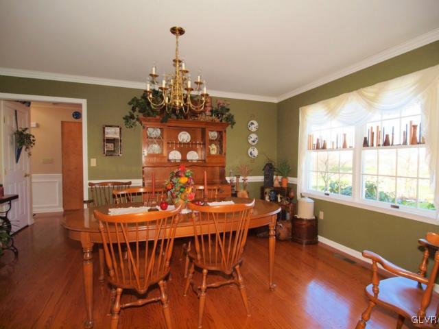 4125 Ross Road Bethlehem, PA 18020 - Photo 9 of 34 Gallery Image 9