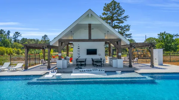 $615,000 | 8105 Honeycomb Lane, Chattanooga, TN 37421