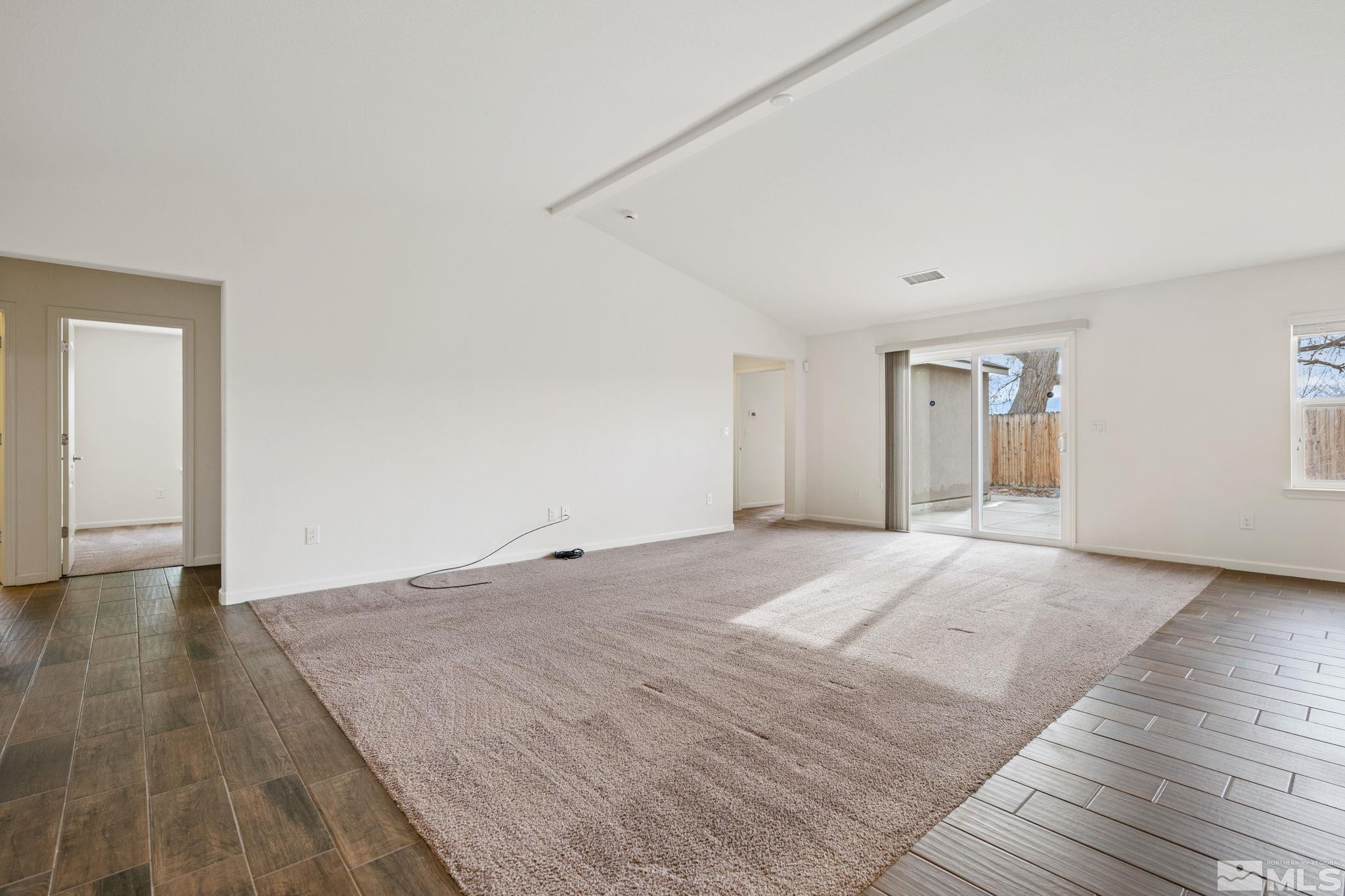 127 Deerfield Road Dayton, NV 89403 - Photo 11 of 39 Photo 11