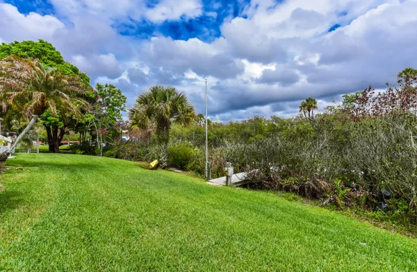$970,000 | 3281 Southwest Water Edge Way, Palm City, FL 34990