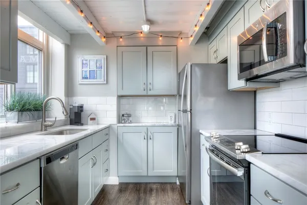 $3,000 | 1 Commercial, Unit 38A, Newport, RI 02840