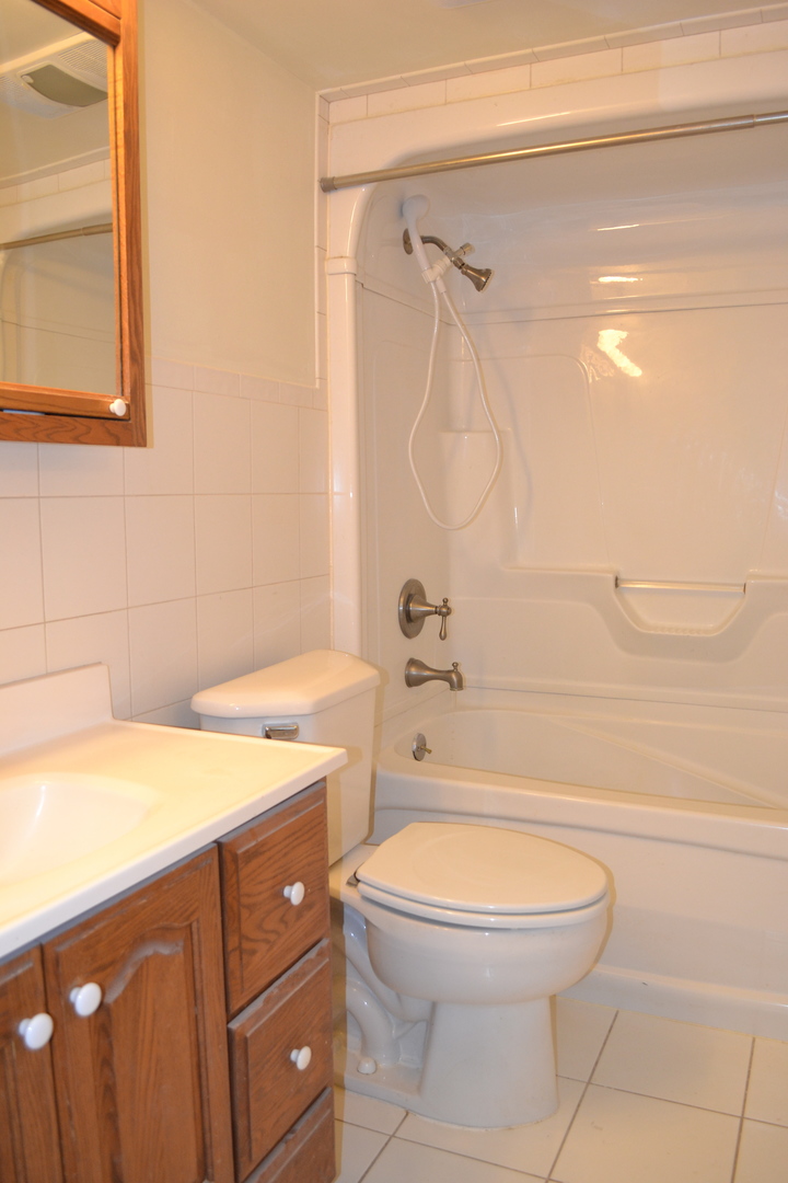 2510 Yarrow Lane Rolling Meadows, IL 60008 - Photo 16 of 29