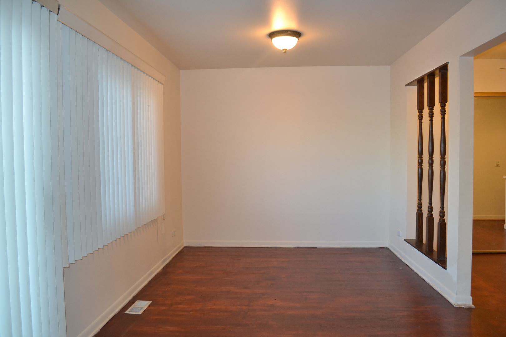 2510 Yarrow Lane Rolling Meadows, IL 60008 - Photo 4 of 29