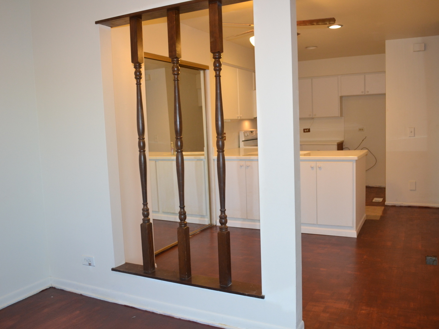 2510 Yarrow Lane Rolling Meadows, IL 60008 - Photo 5 of 29