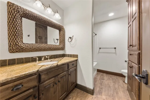 $769,000 | 105 Knoll Trail, Sandia, TX 78383