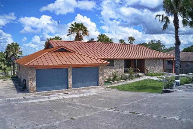 $769,000 | 105 Knoll Trail, Sandia, TX 78383