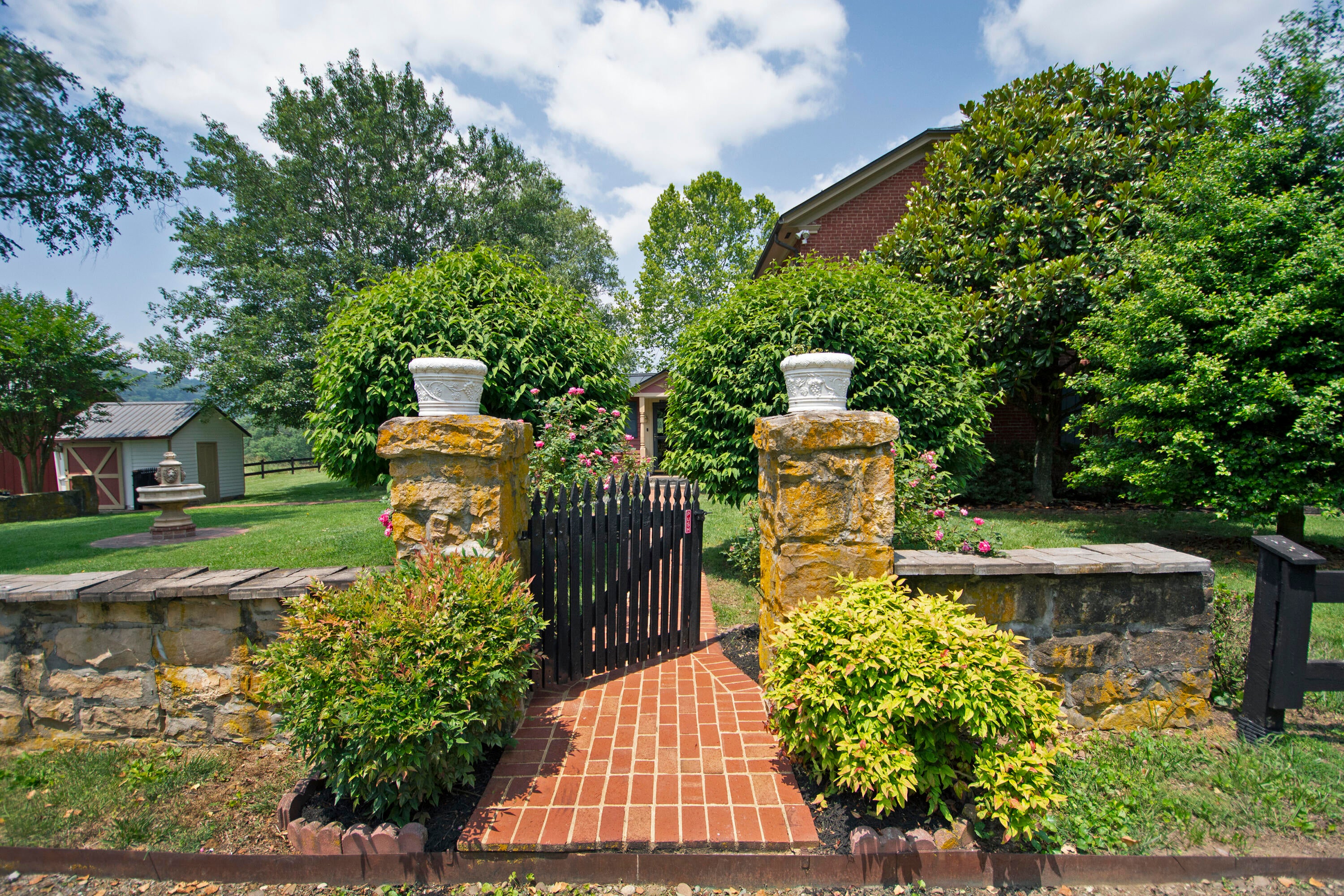 106 Creamery Road Pence Springs, WV 24962 - Photo 20 of 153 Gallery Image 20