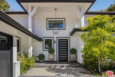 $5,795,000 | 17145 Addison Street, Encino, CA 91316