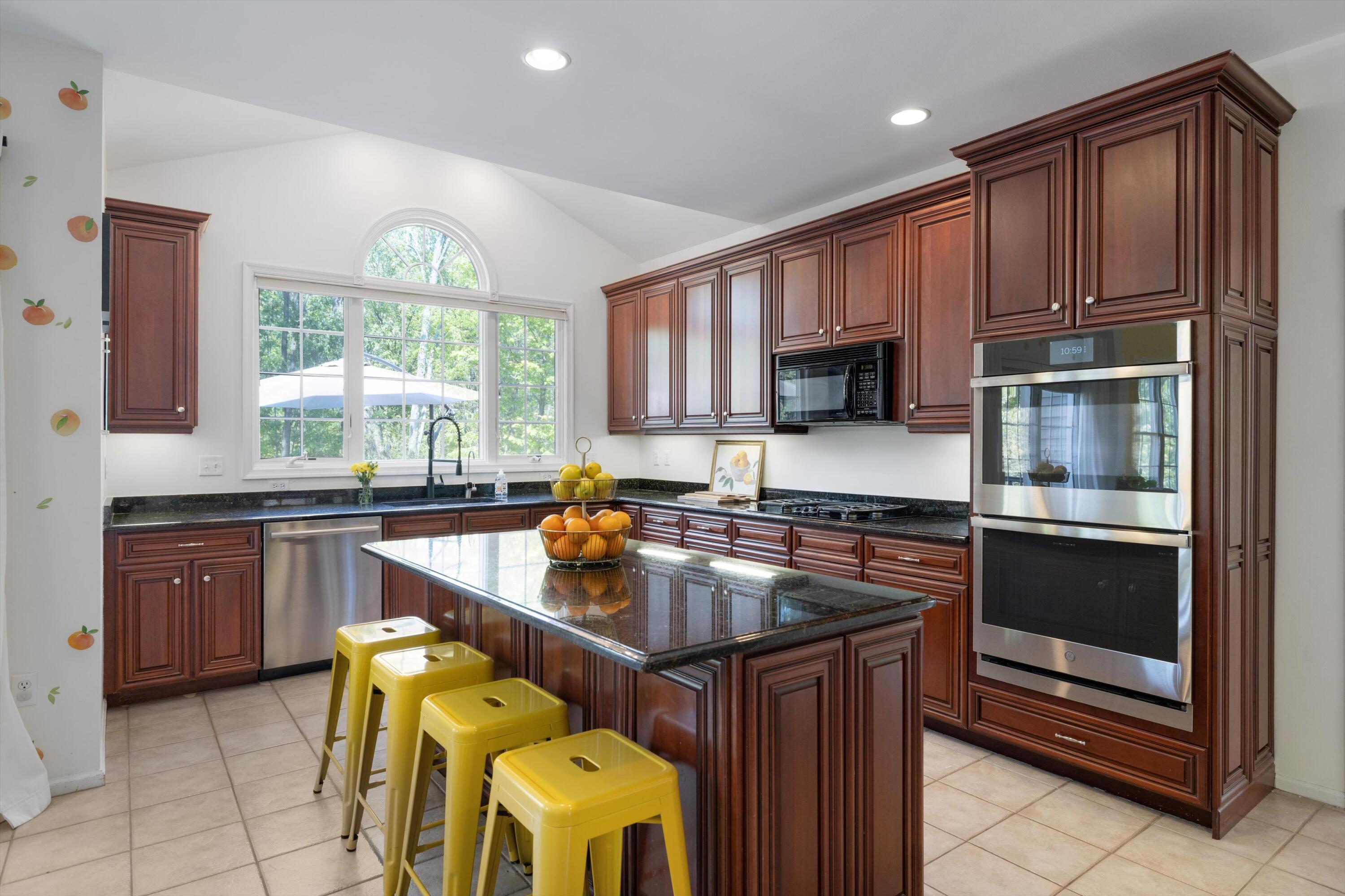 2897 Riverside Drive Lake Orion, MI 48359 - Photo 10 of 52 2897 Riverside Dr.