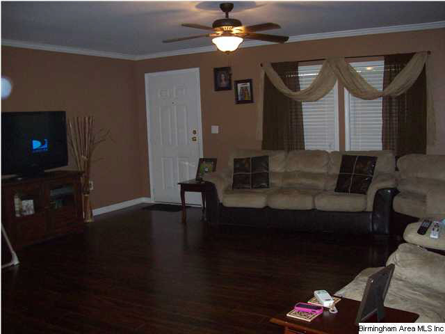 10 Royal Oak Road Jemison, AL 35085 - Photo 3 of 23