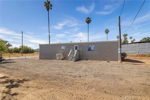 $2,525 | 22602 Lukens Lane, Perris, CA 92570