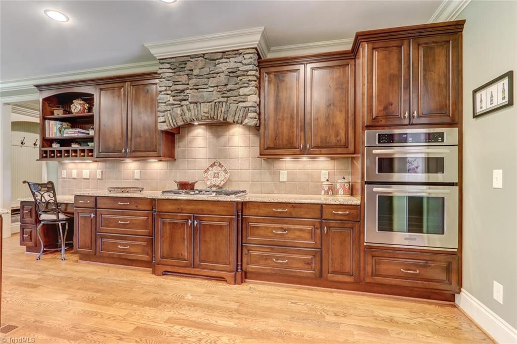 6314 Nesting Way Oak Ridge, NC 27310 - Photo 7 of 50