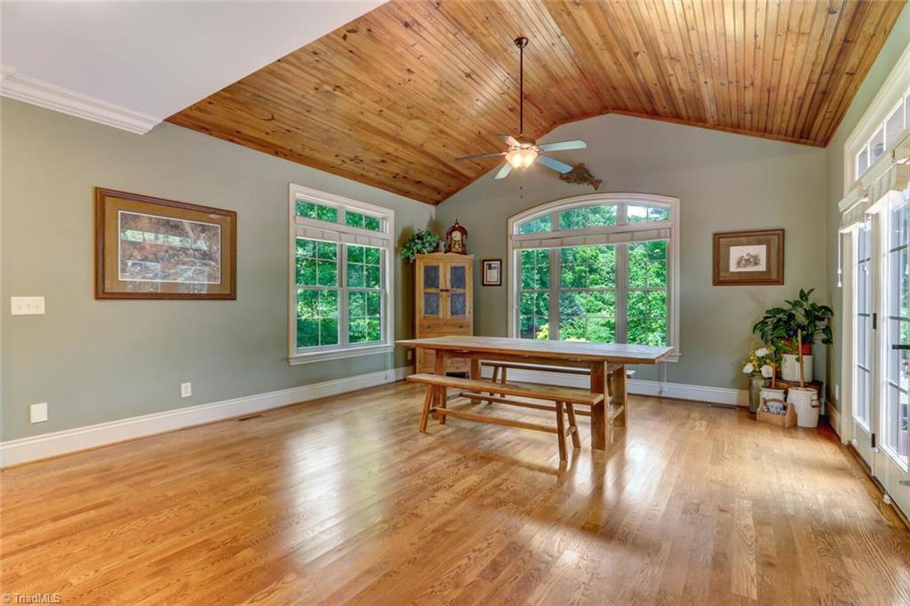 6314 Nesting Way Oak Ridge, NC 27310 - Photo 9 of 50