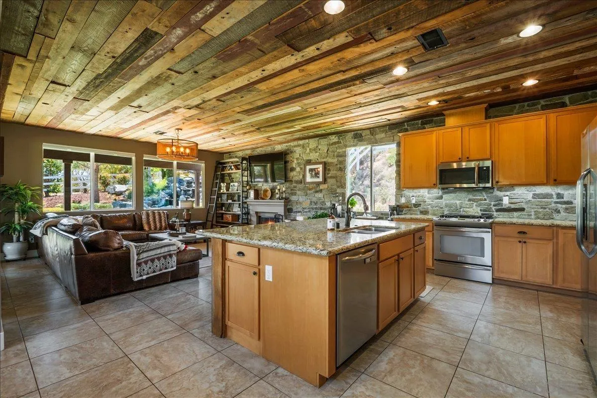 2736 Ortega Road Ramona, CA 92065 - Photo 15 of 72