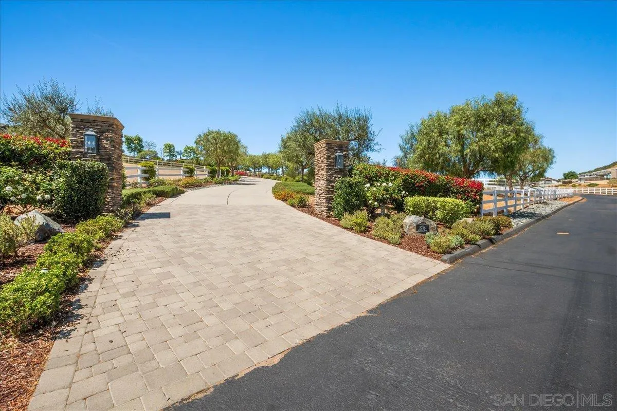 2736 Ortega Road Ramona, CA 92065 - Photo 2 of 72