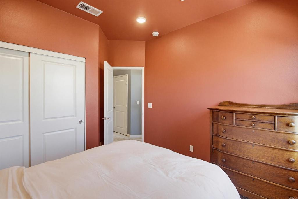 437 Jupiter Escondido, CA 92025 - Photo 28 of 44 Bedroom