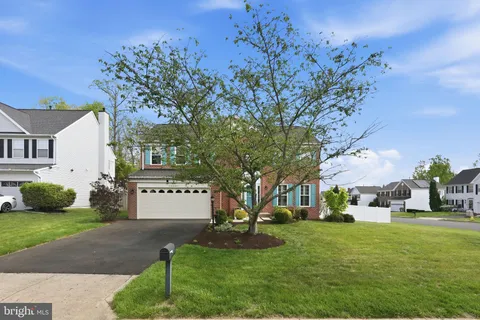 $695,000 | 15501 Ambergate Drive, Woodbridge, VA 22193