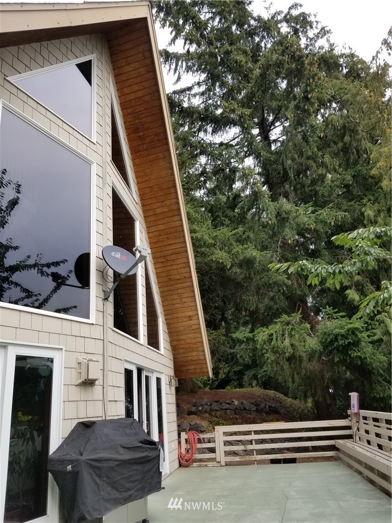 705 Barnhart Road Lynden, WA 98264 - Photo 3 of 10