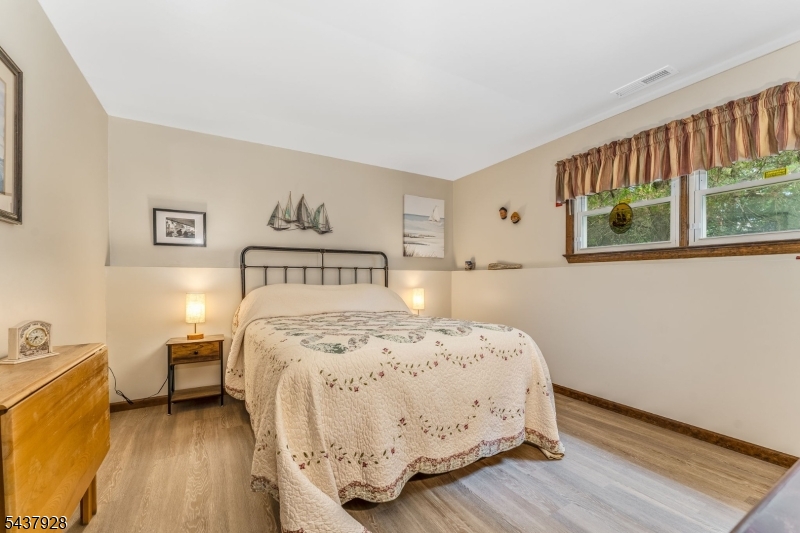 5 Hibbler Road Lebanon, NJ 08833 - Photo 13 of 16