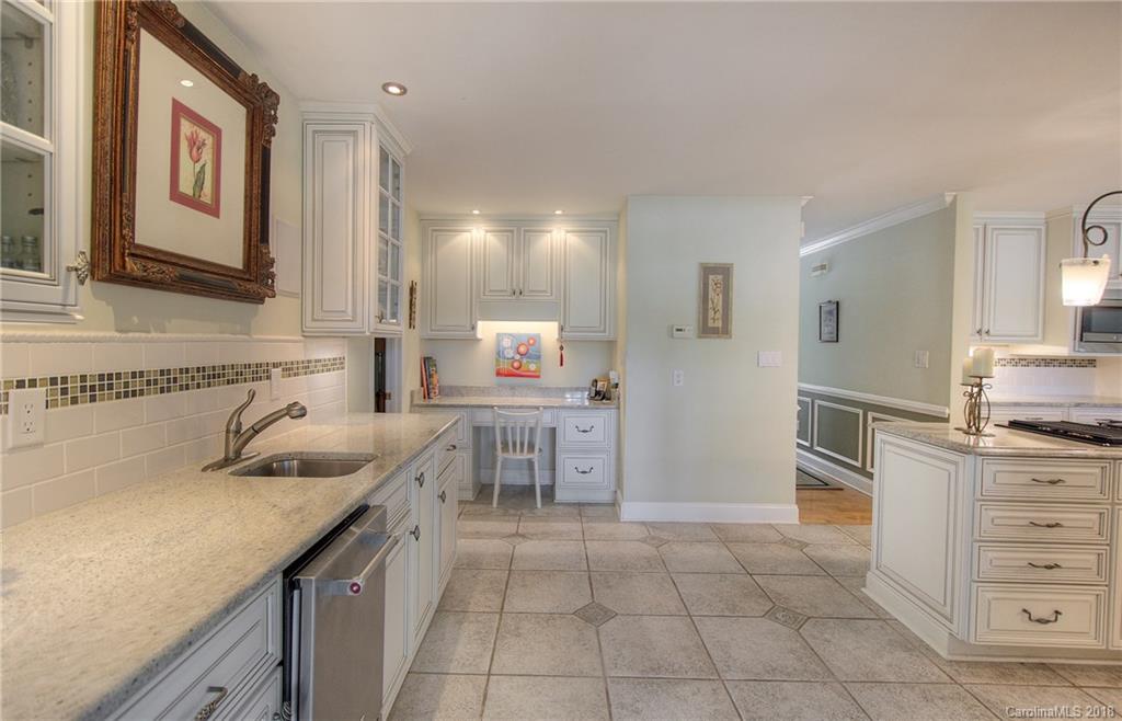 573 Bonum Road Lake Wylie, SC 29710 - Photo 12 of 36 Gallery Image 12
