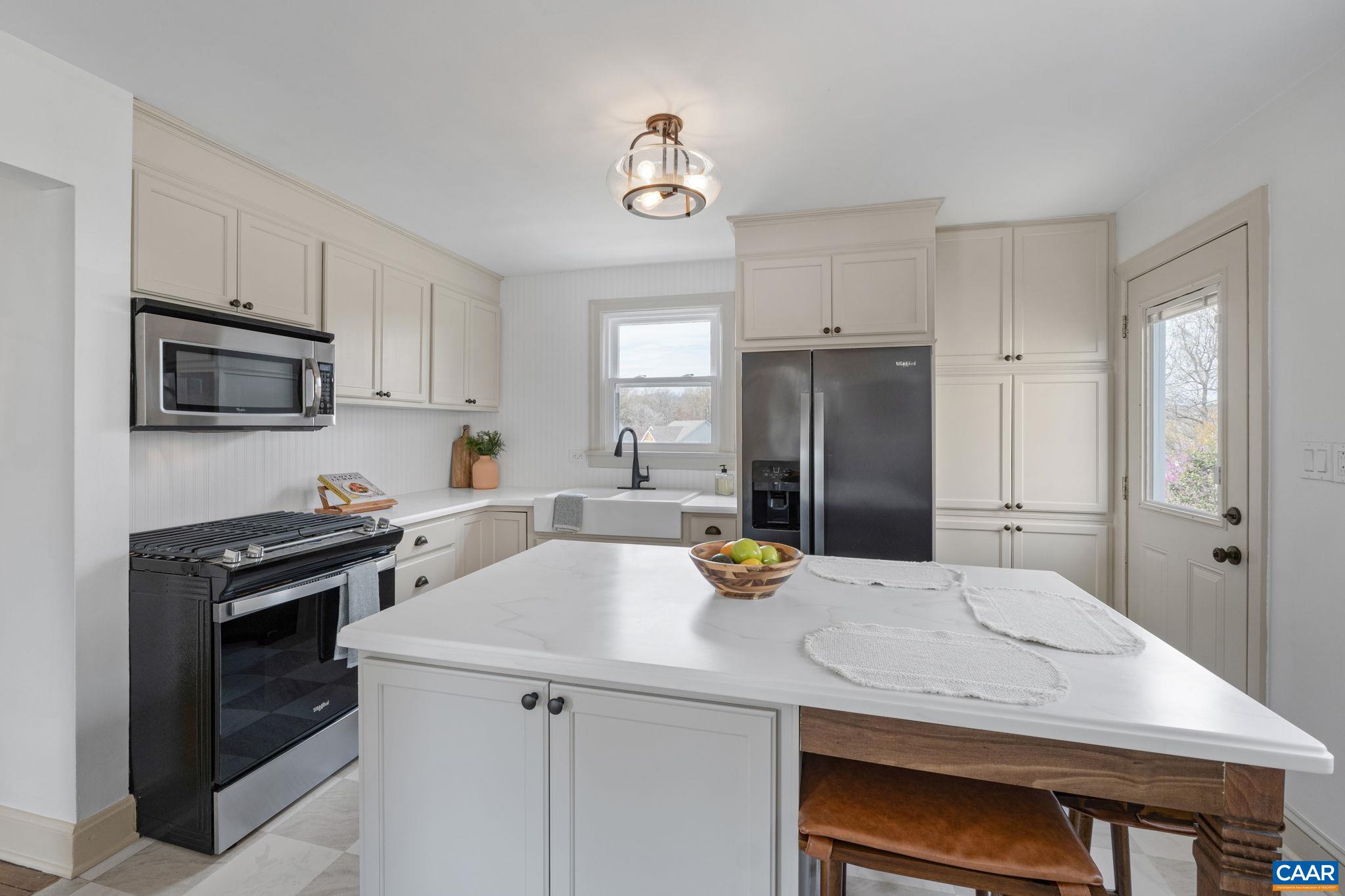 111 Harris Road Charlottesville, VA 22903 - Photo 12 of 49 Gallery Image 12