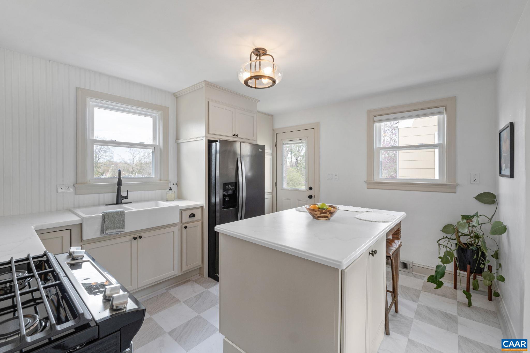 111 Harris Road Charlottesville, VA 22903 - Photo 13 of 49 Gallery Image 13