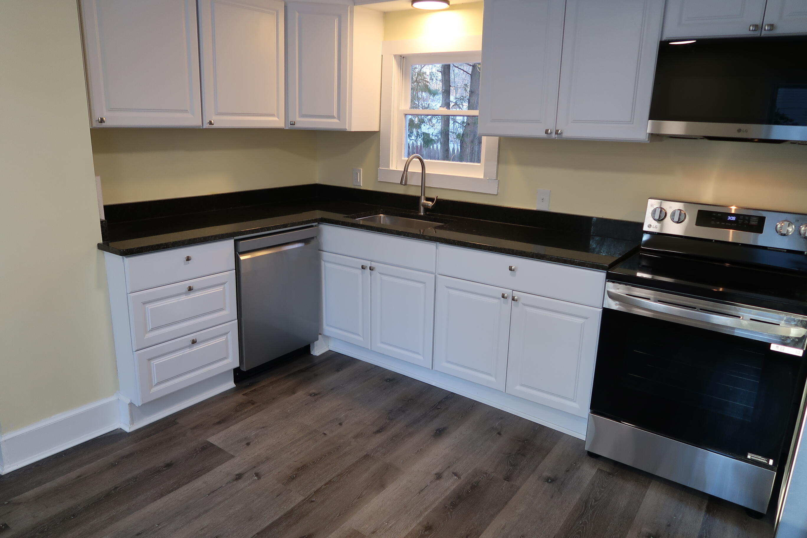 16 Page Street Augusta, ME 04330 - Photo 11 of 46 IMG_0689