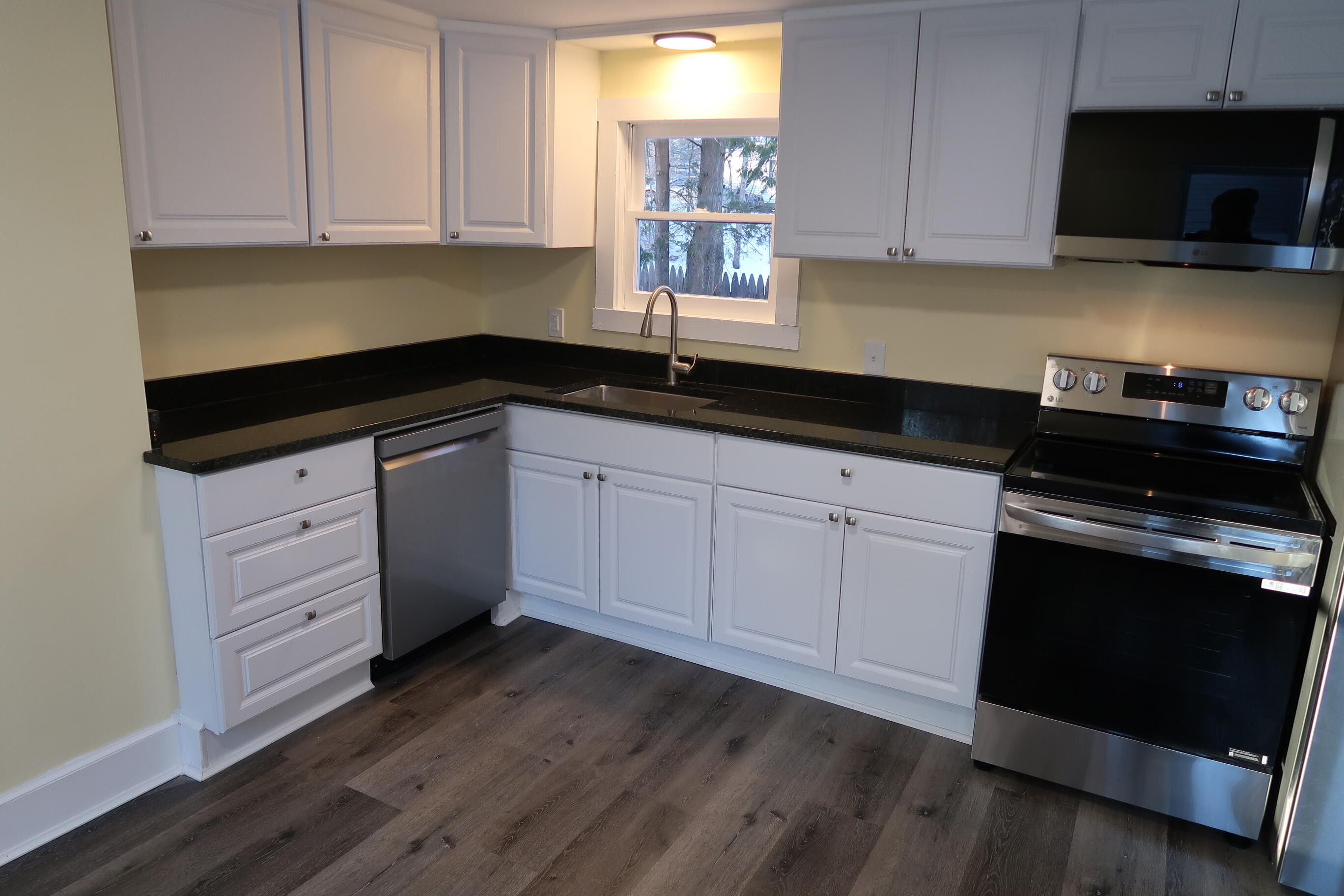 16 Page Street Augusta, ME 04330 - Photo 12 of 46 IMG_0690