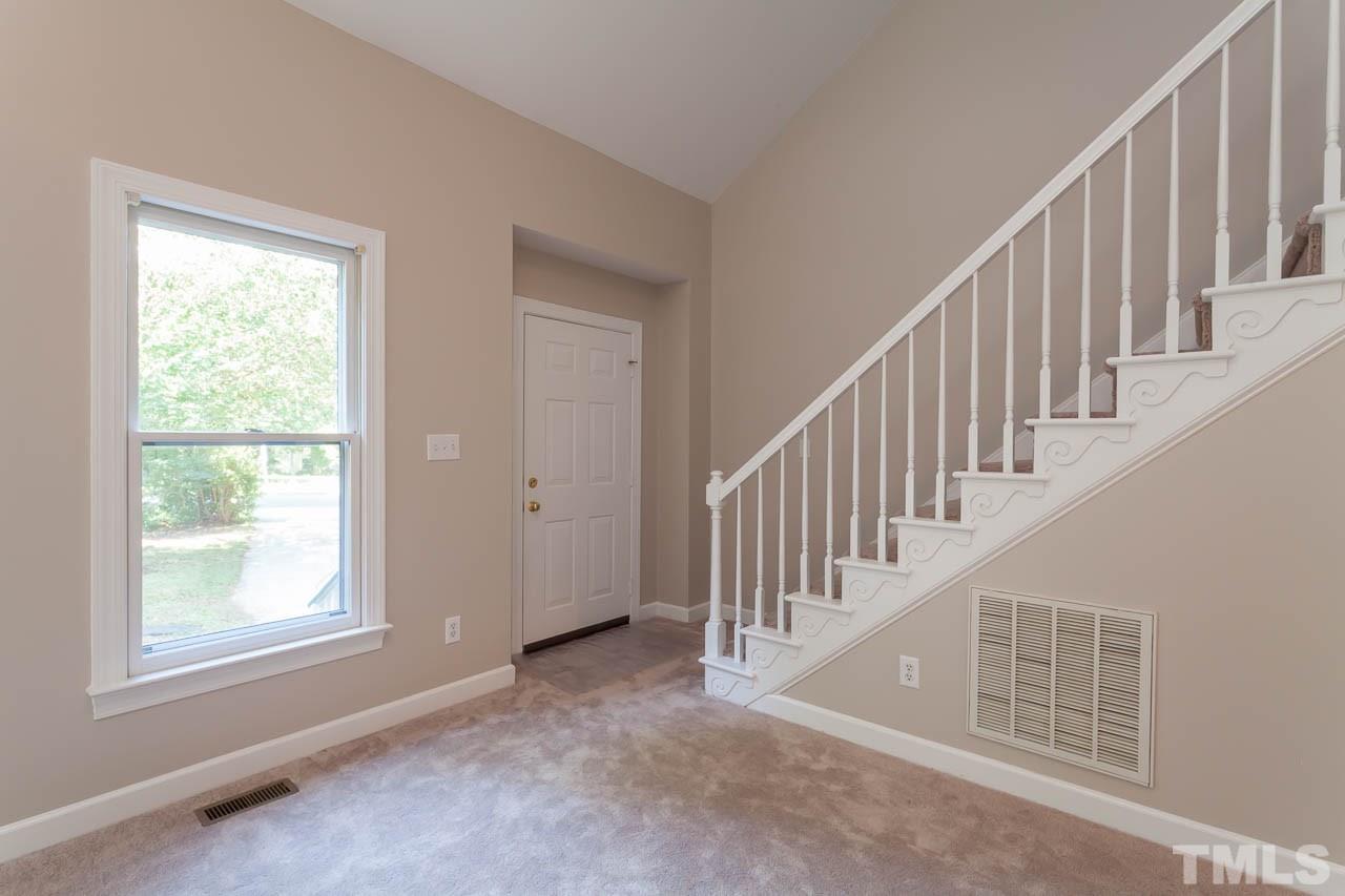 5104 Celbridge Place Raleigh, NC 27613 - Photo 7 of 23 Gallery Image 7