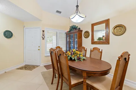 $599,900 | 703 Sea Oats Drive, Unit C4, Juno Beach, FL 33408