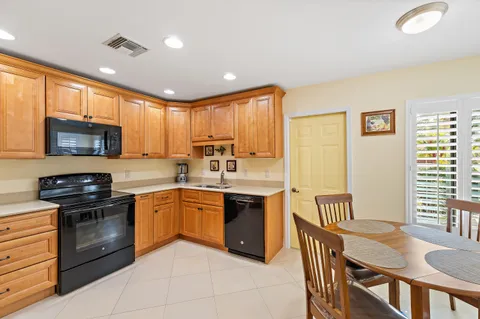 $599,900 | 703 Sea Oats Drive, Unit C4, Juno Beach, FL 33408