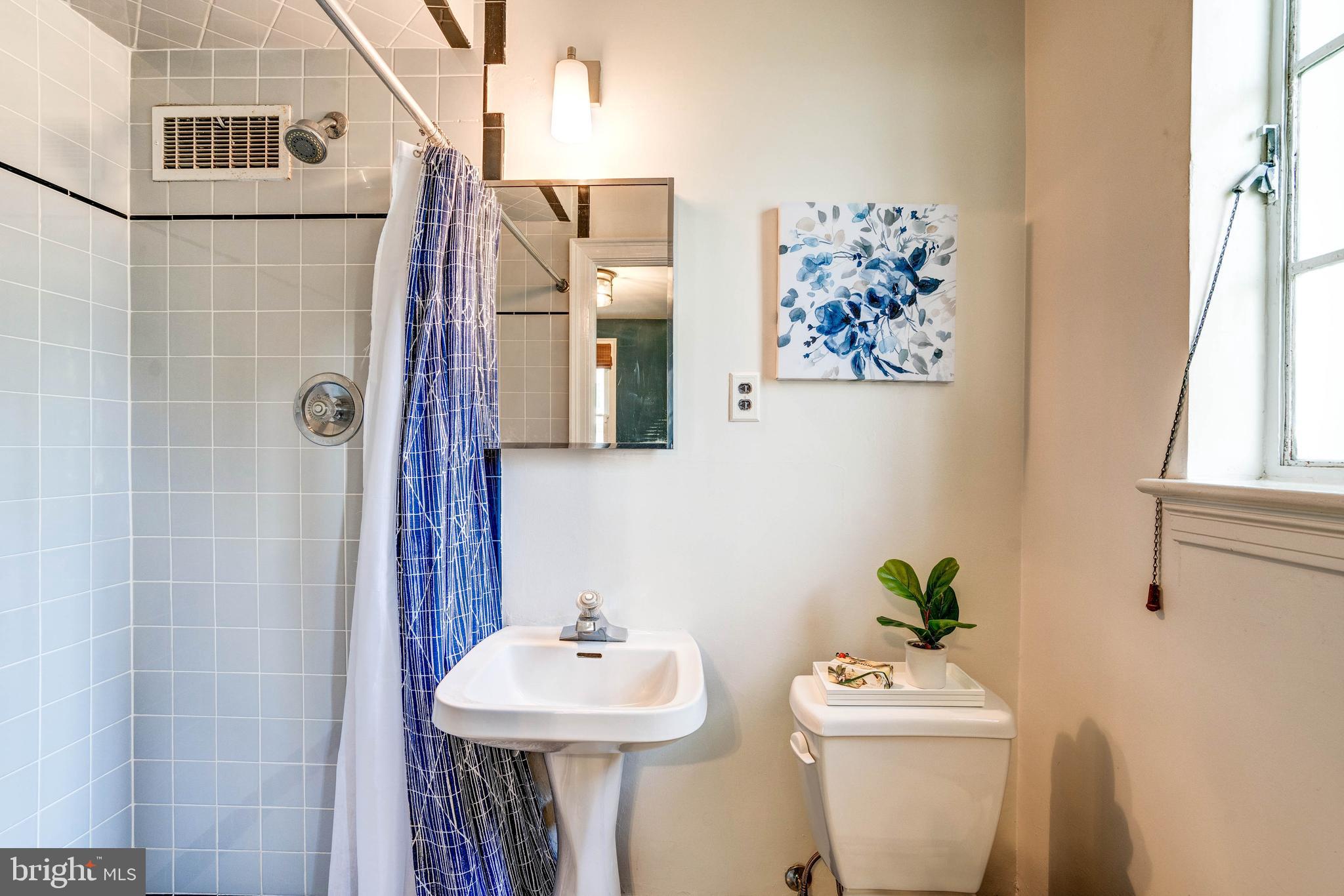 4600 Overbrook Road Bethesda, MD 20816 - Photo 21 of 77