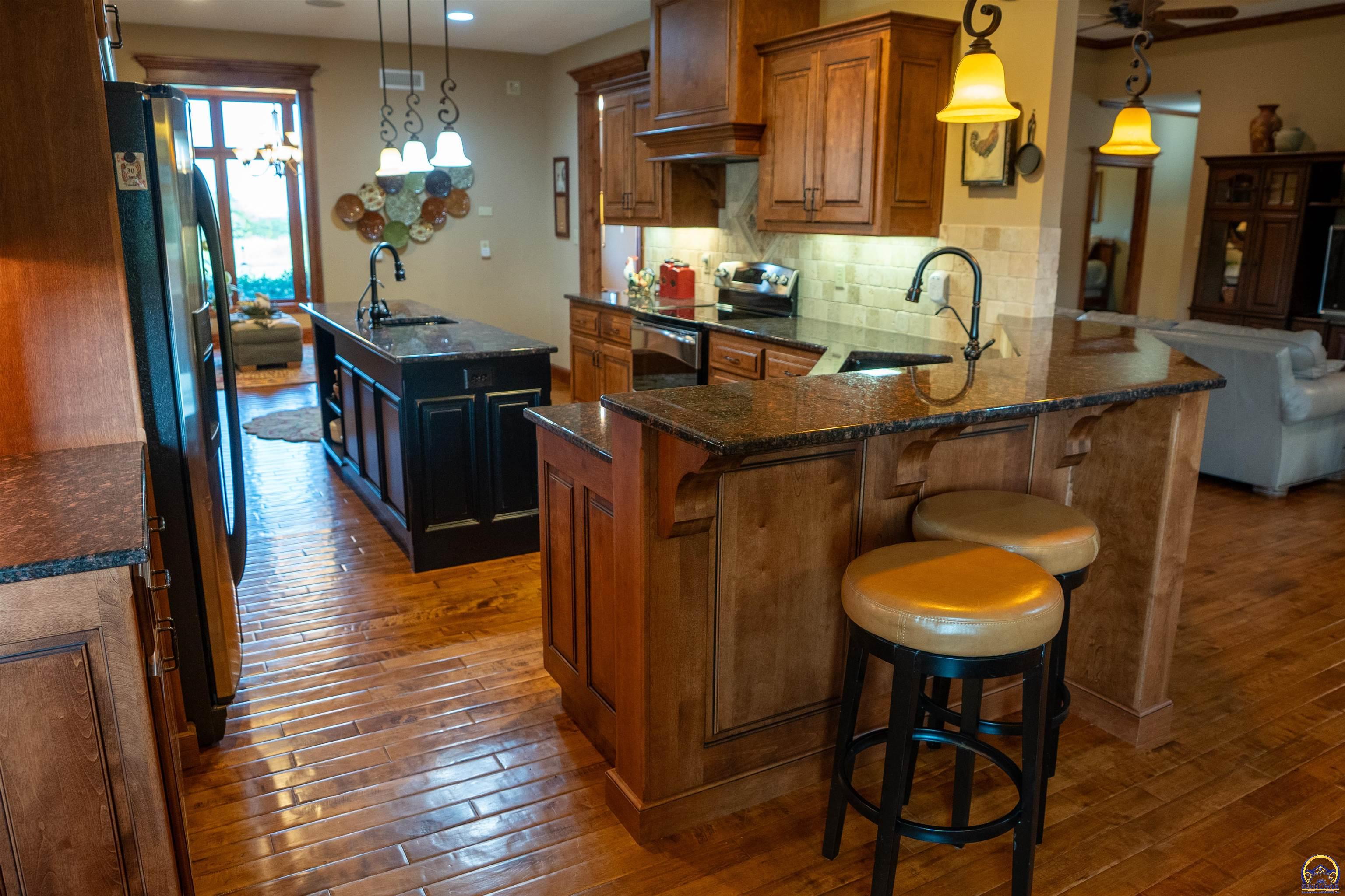 11301 South Croco Road Berryton, KS 66409 - Photo 18 of 99 Gallery Image 18