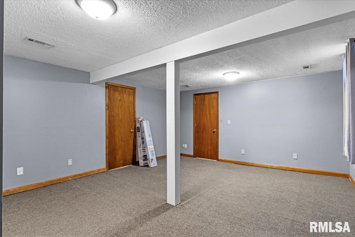 3005 Sherborn Road Springfield, IL 62702 - Photo 23 of 26