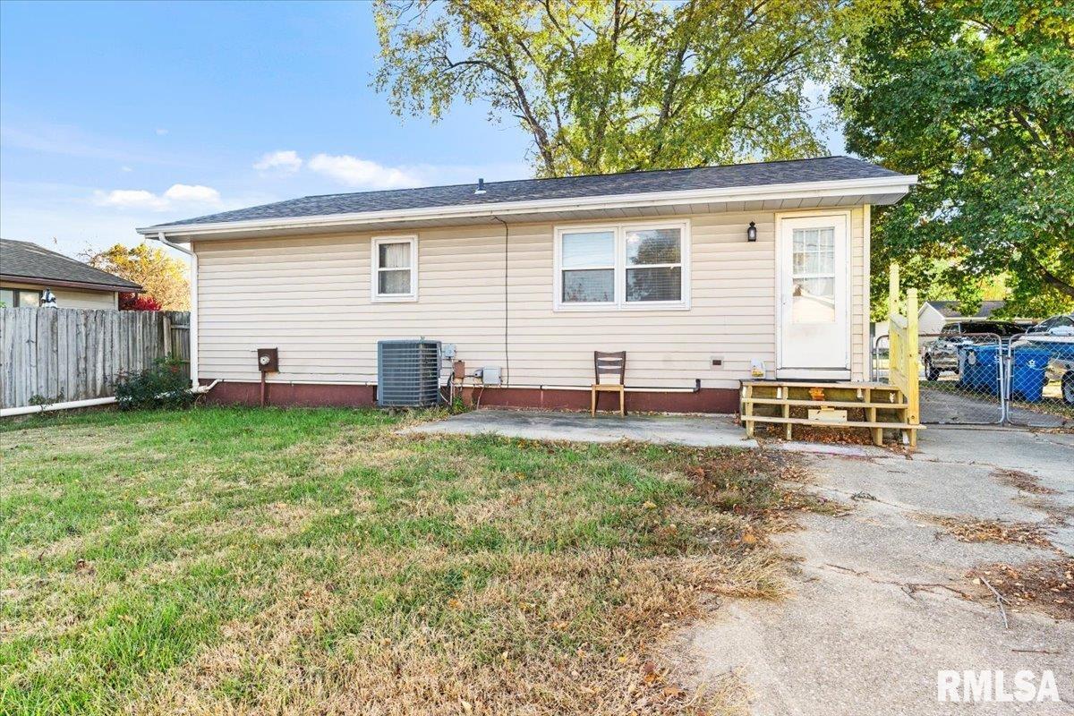3005 Sherborn Road Springfield, IL 62702 - Photo 25 of 26