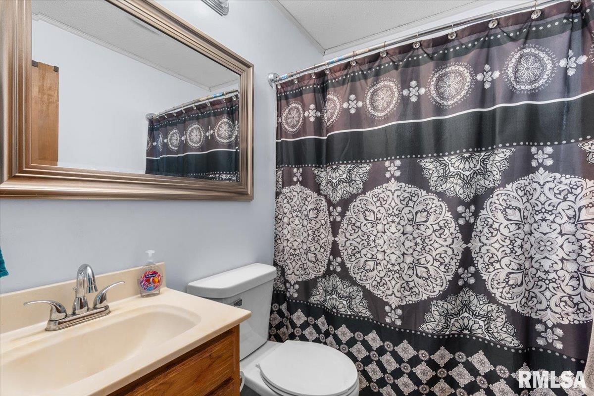 3005 Sherborn Road Springfield, IL 62702 - Photo 9 of 26