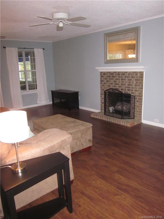 9237 Cedar River Road Huntersville, NC 28078 - Photo 4 of 22 Gallery Image 4