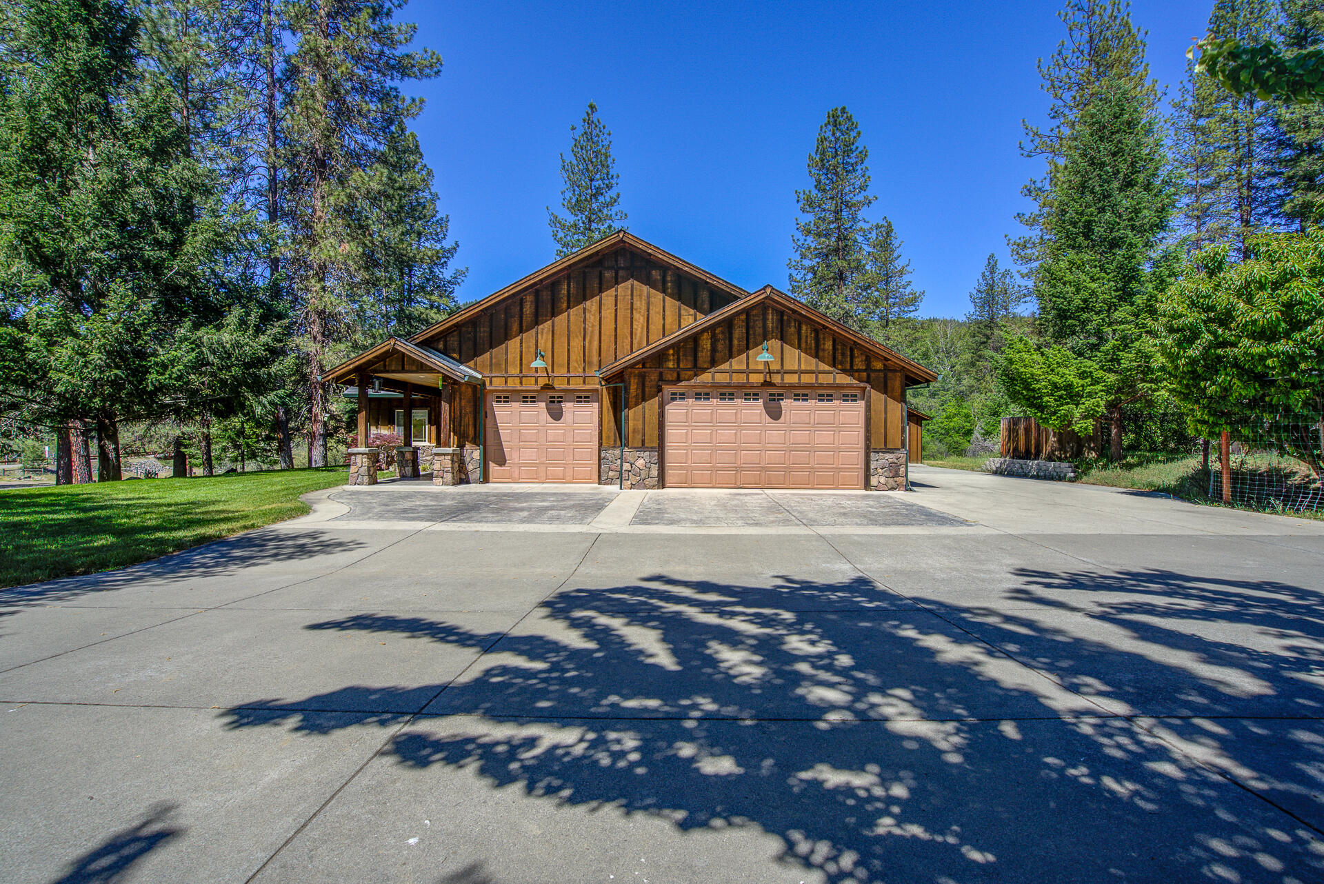 2490 Goose Ranch Road Lewiston, CA 96052 - Photo 25 of 38 a view of a house with a yard