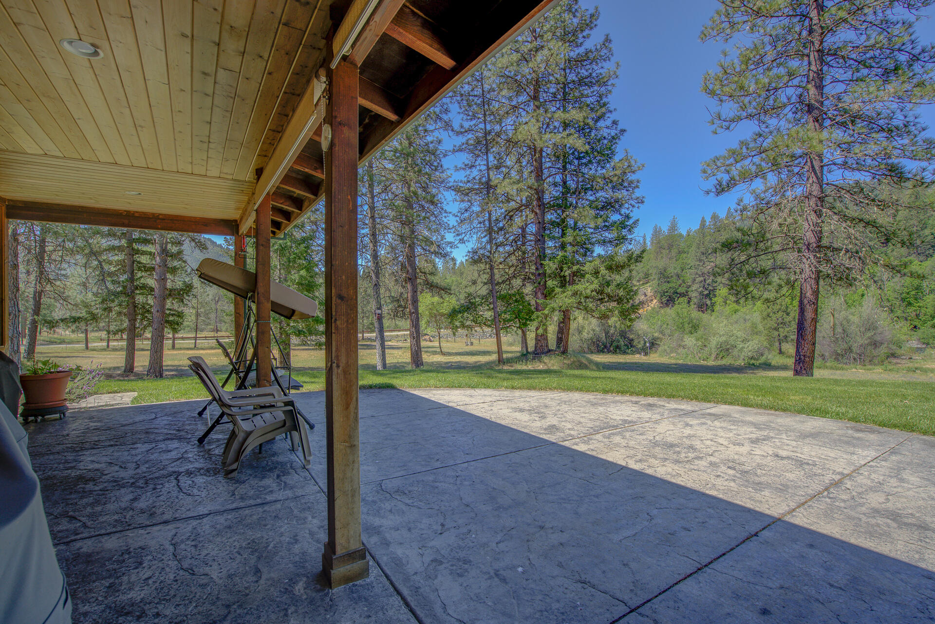 2490 Goose Ranch Road Lewiston, CA 96052 - Photo 28 of 38