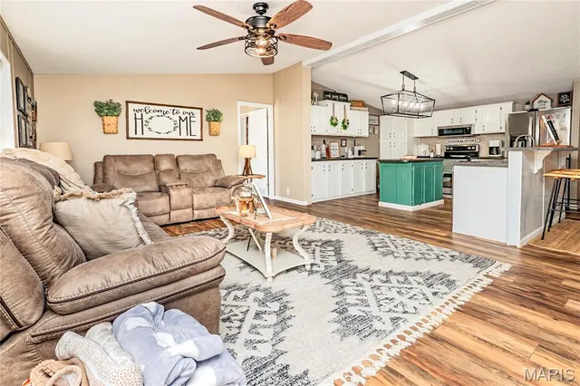 $259,900 | 6540 Cardinal Drive, French Village, MO 63036