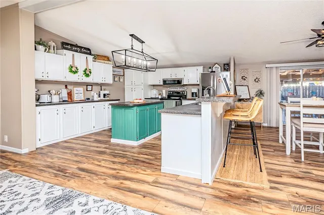 $259,900 | 6540 Cardinal Drive, French Village, MO 63036