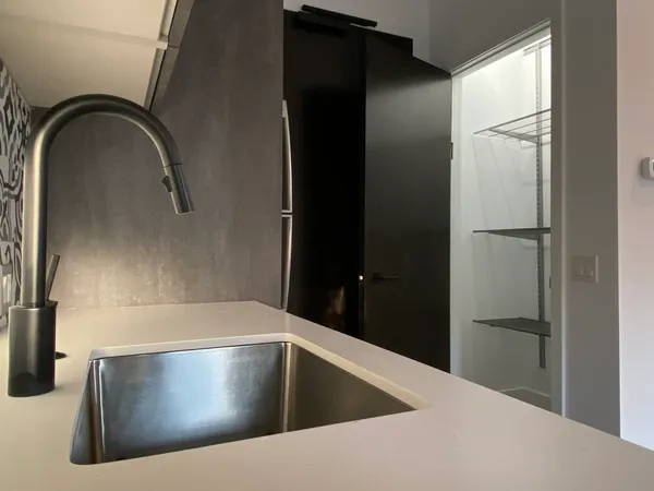 $2,750 | 1900 West North Avenue, Unit 3R, Chicago, IL 60622